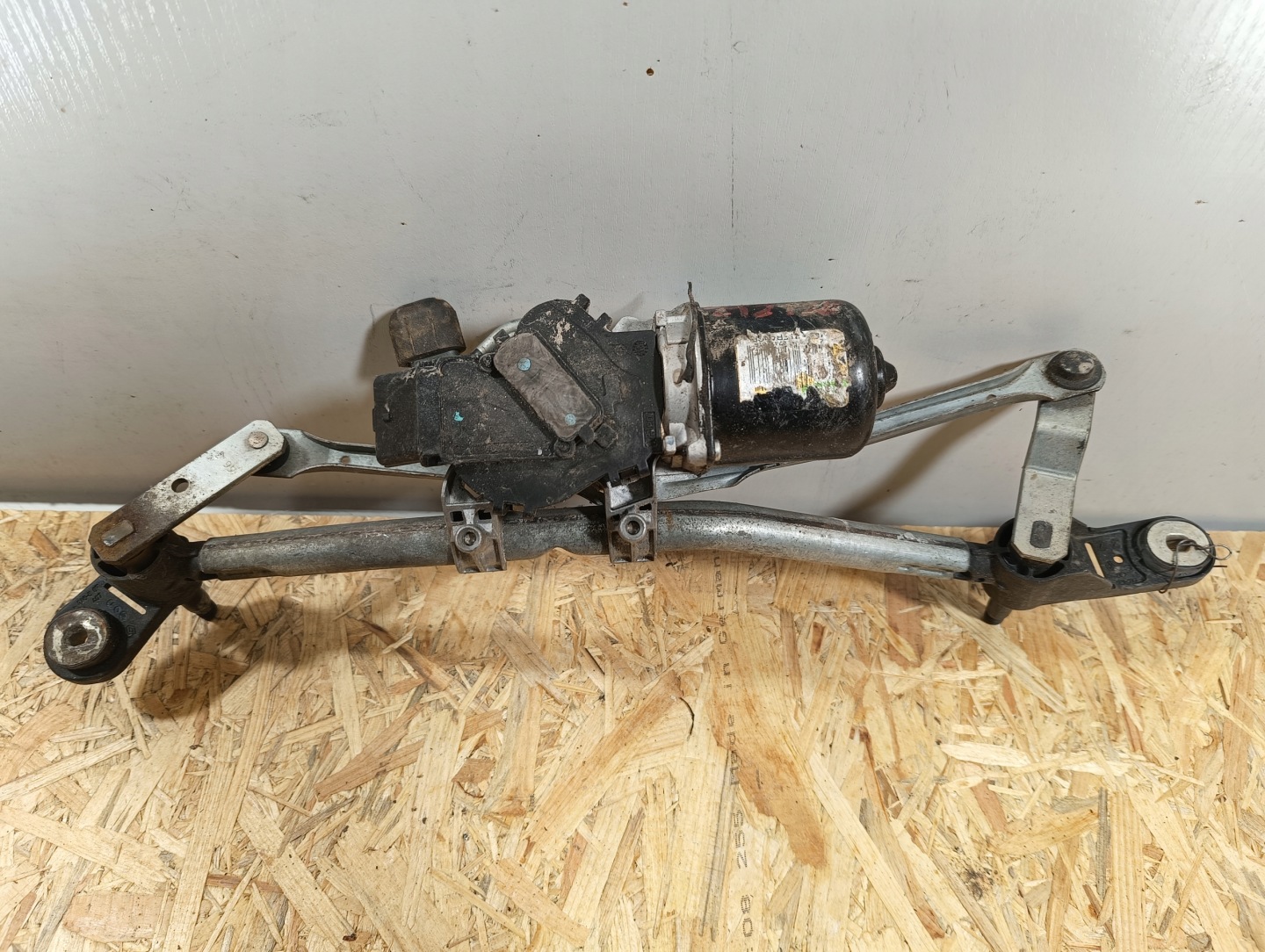 Wischergestänge vorne RENAULT CLIO III