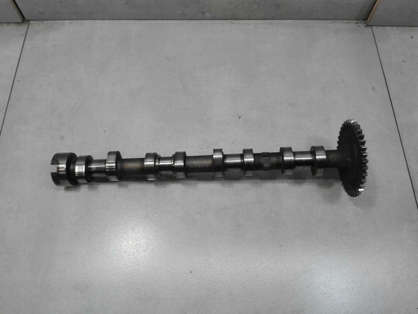 Arbre à cames d’échappement MERCEDES W168 A170 1.7 CDI