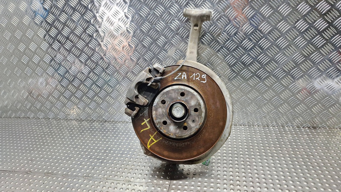 otoč čepu pravý předek 8W0407242F AUDI A4 B9 A5 8W