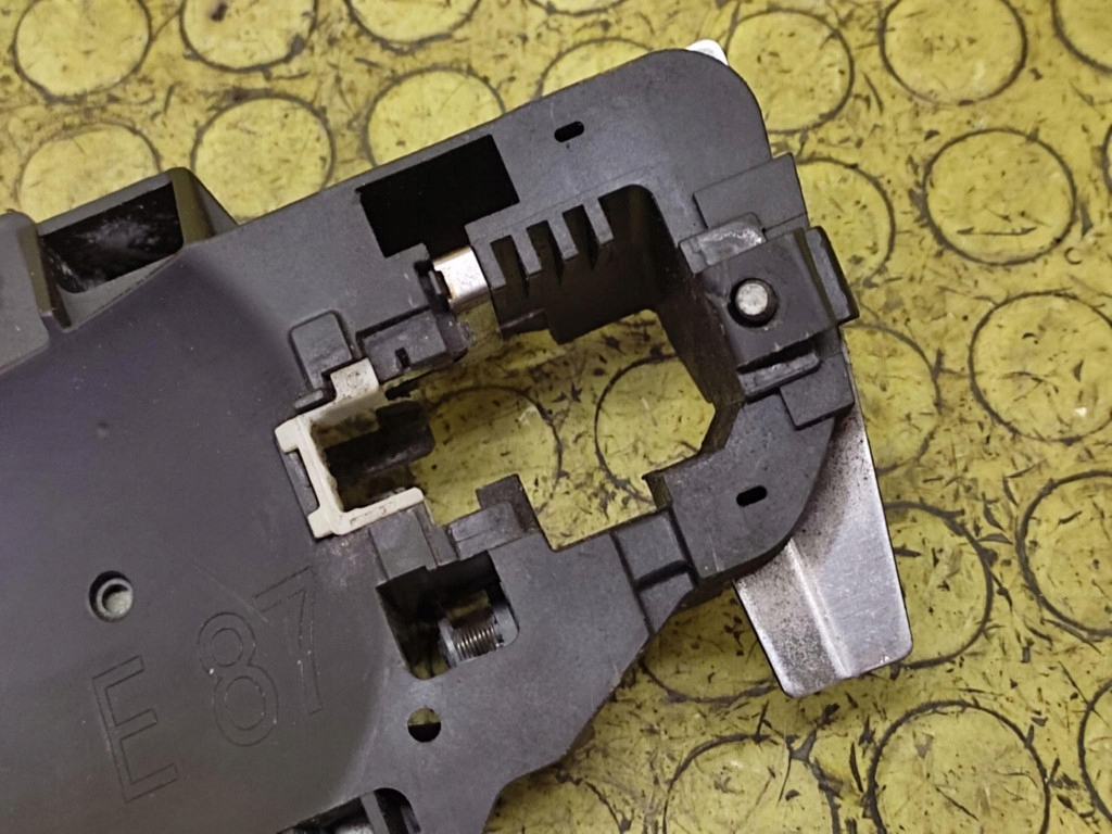 BMW E87 handle door support left front