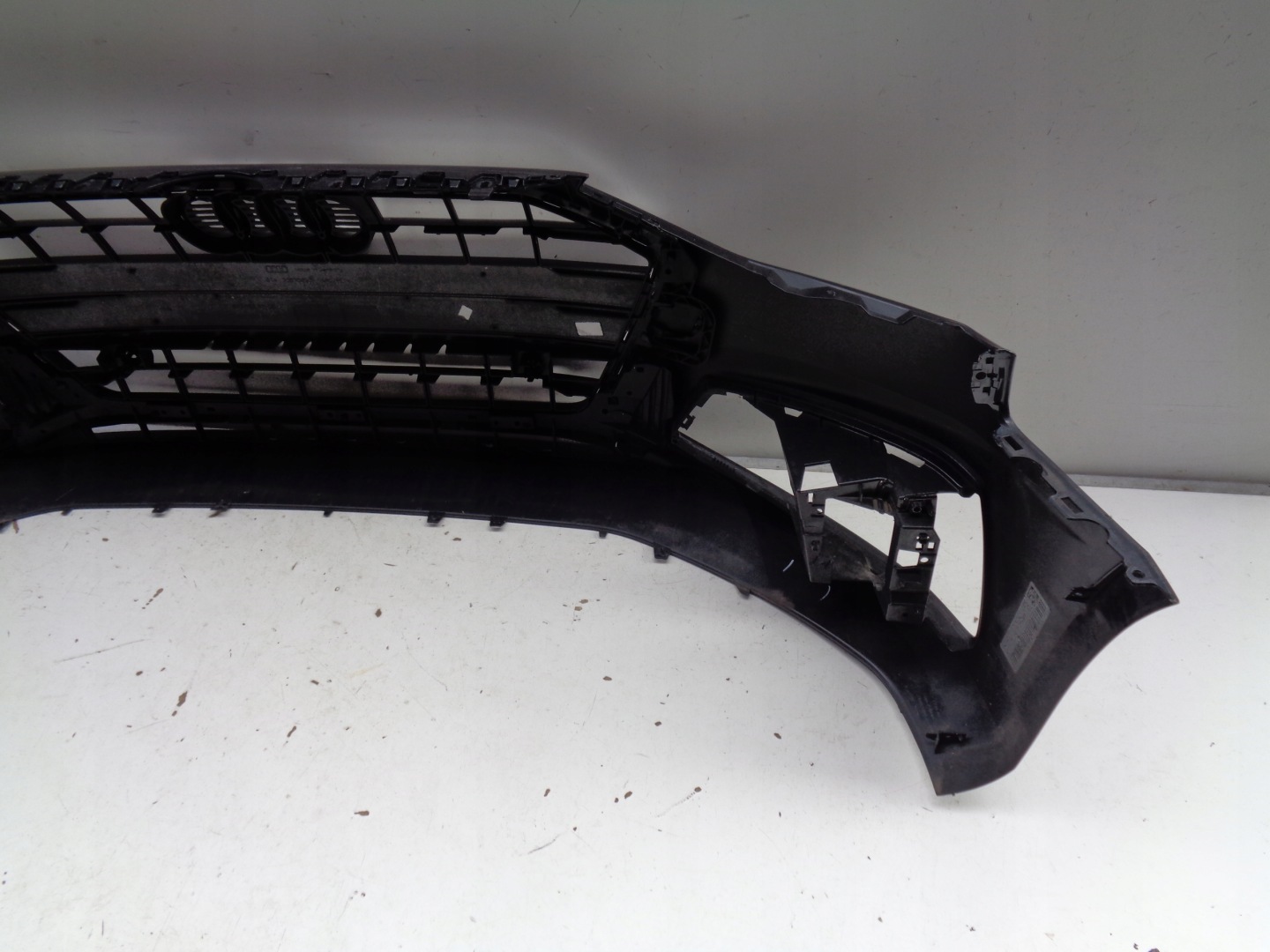 FRONTSTOSSSTANGE AUDI A4 B9 8W 8W0 19- LIFT NR 41113