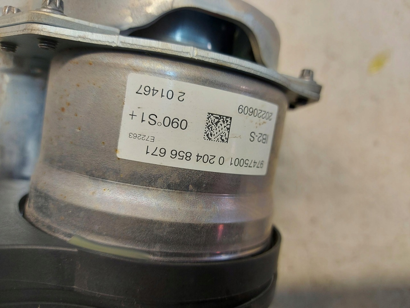 TESLA MODEL Y 2022r control brakes 1188672-00-A