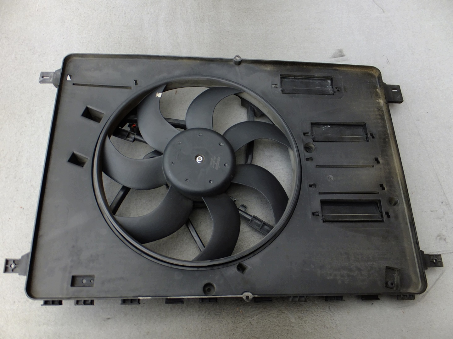 ventilátor chladiče ford s-max mk1 2,0 tdci 2009r