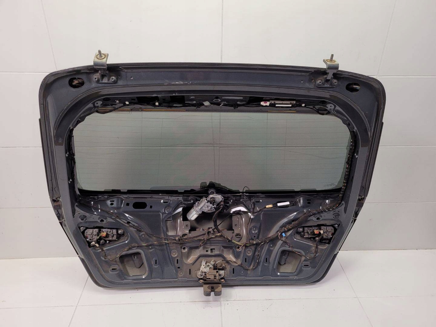 rear trunk door boot Audi A3 8V 2015