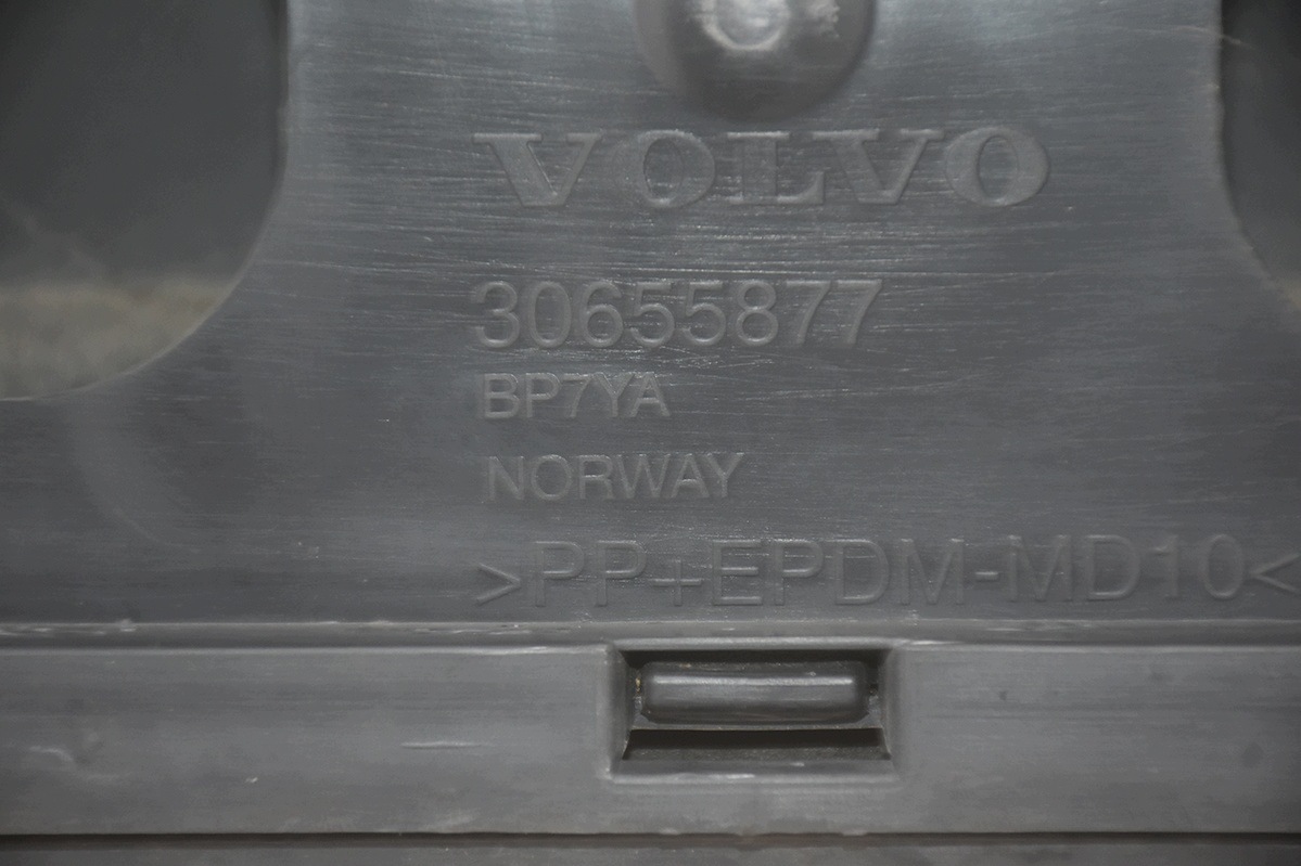 front bumper * front VOLVO C70 II 426-26