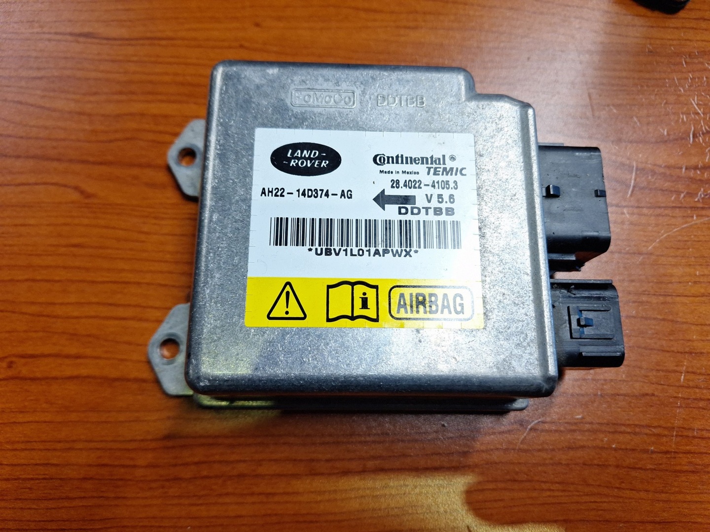 Land Rover Discovery 4 IV LR4 L319 SENSOR module airbag AH2214D374AG