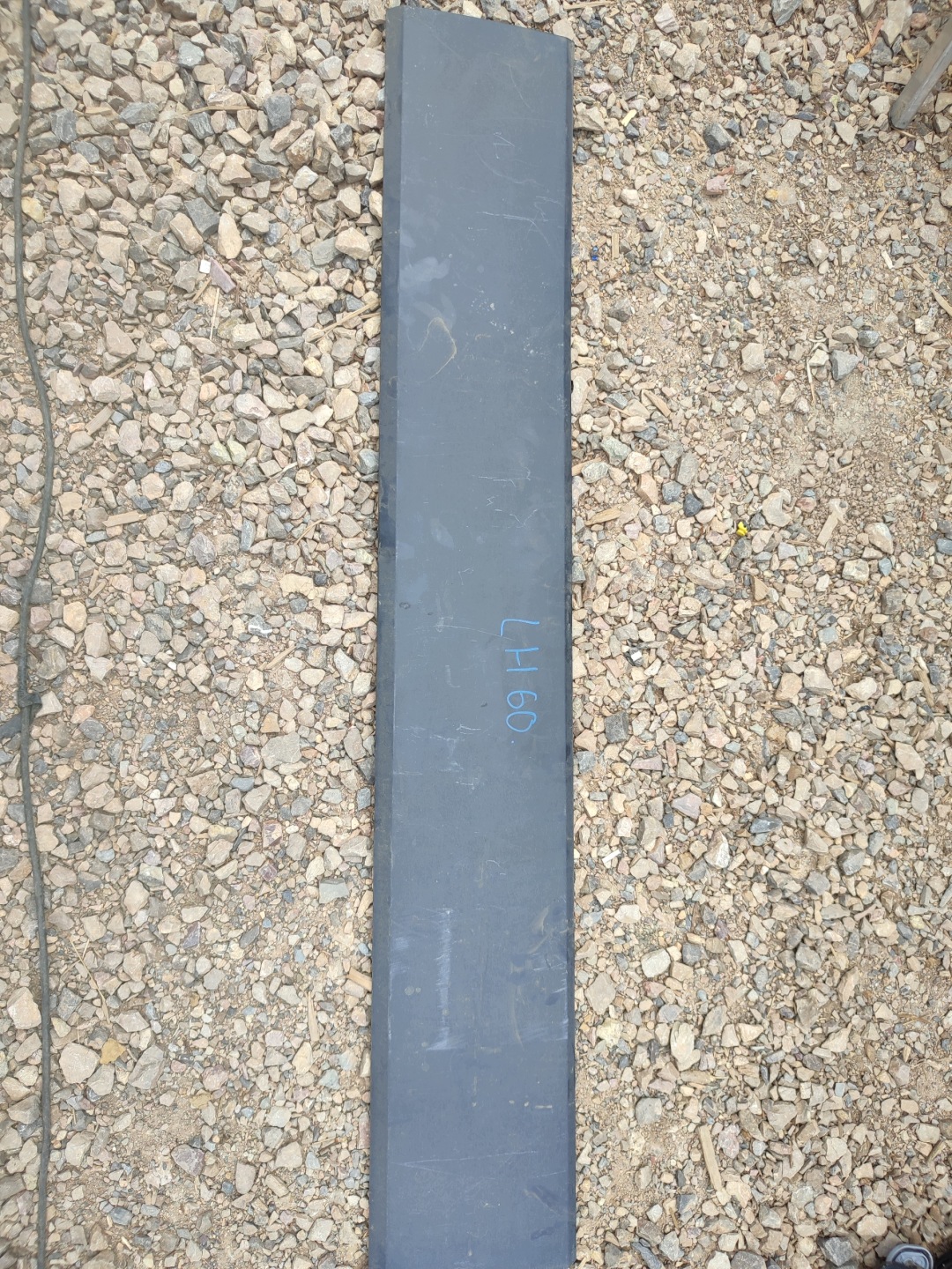 moulding cap side door left 7C0853517A VW CRAFTER II MAN TGE