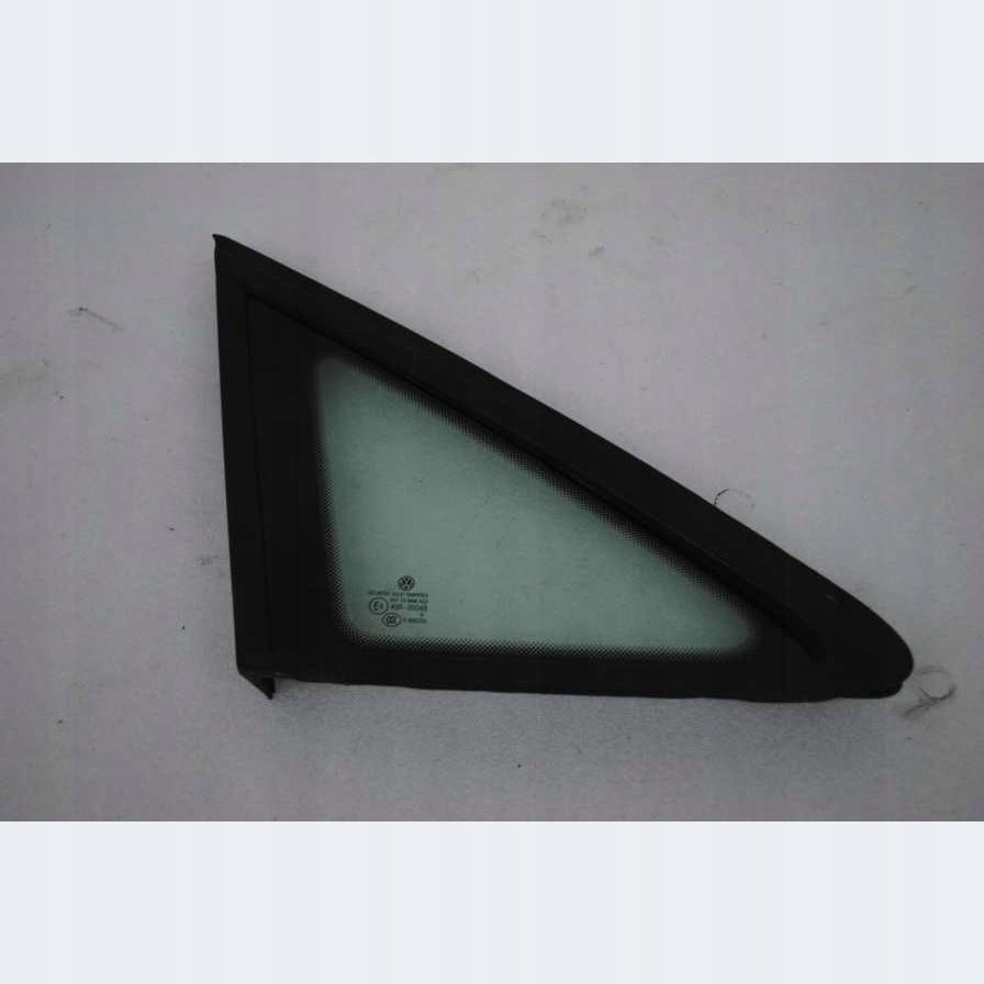window bodywork right VW TOURAN 1T0845412