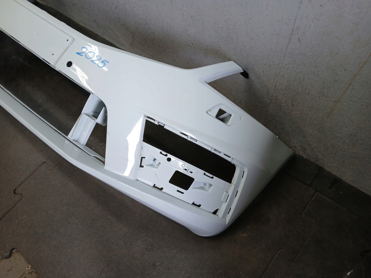 bumper front SKODA OCTAVIA III 3 RS LIFT 17- 5E