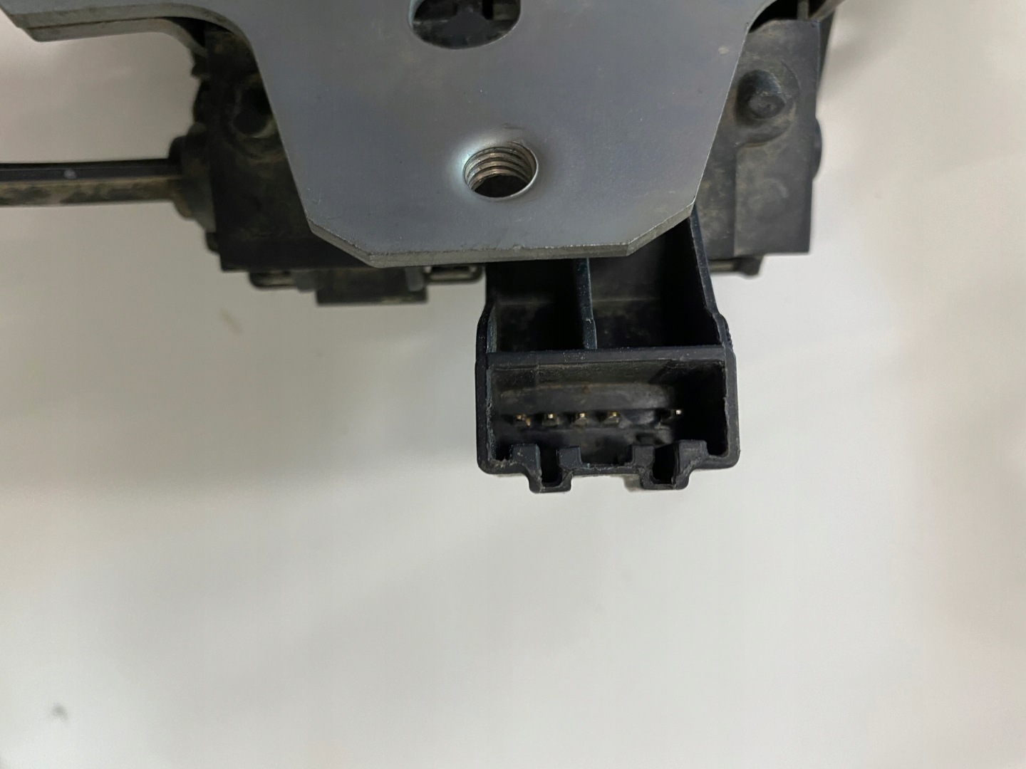lock bonnet JAGUAR XJ X351 AW93-442A66-A0