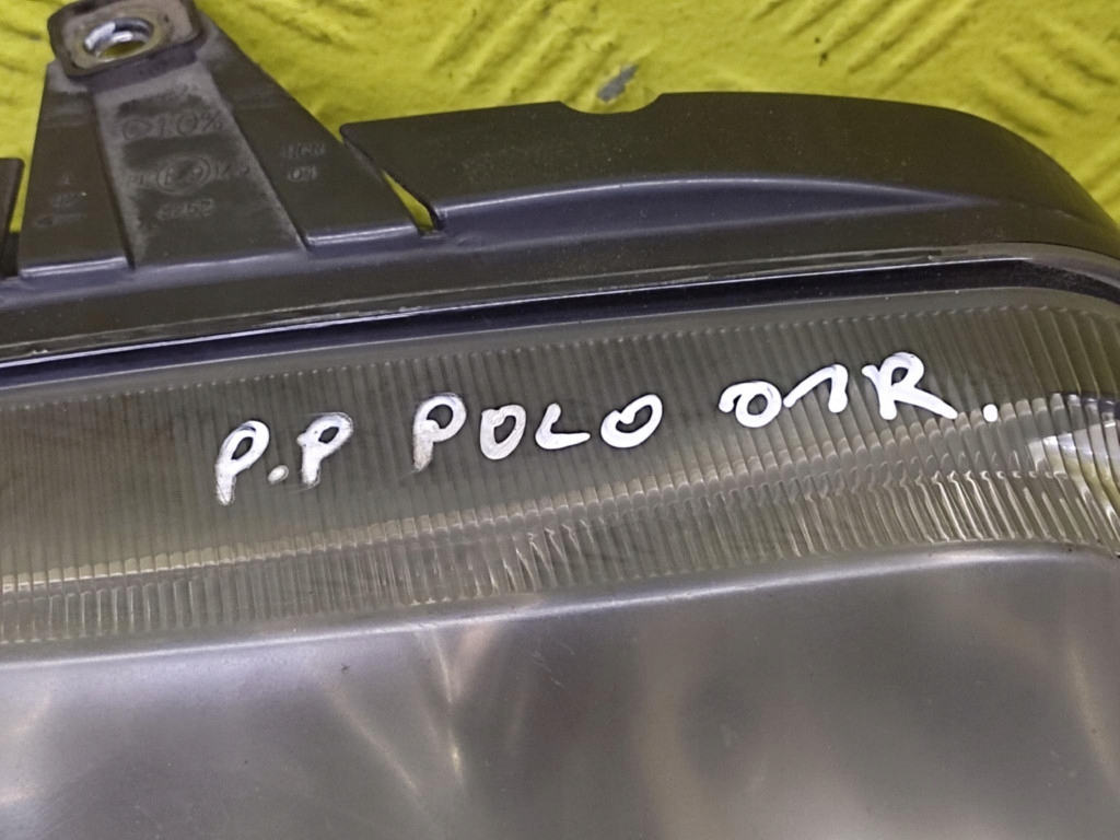 VW POLO III 6N REFLEKTOR light right front 6N1941016AD
