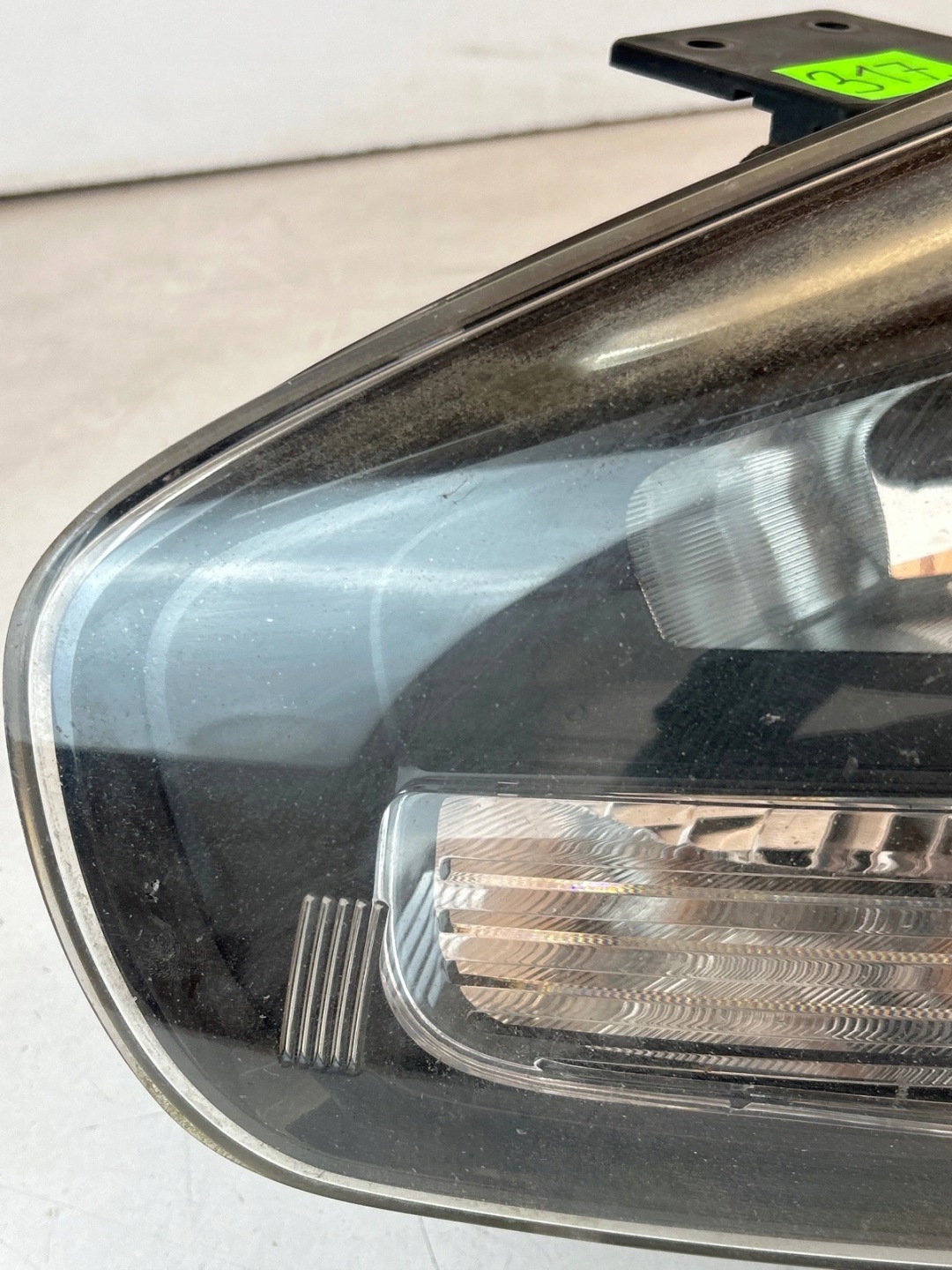 light front front left Kia Carens IV 13-16 UK Anglik