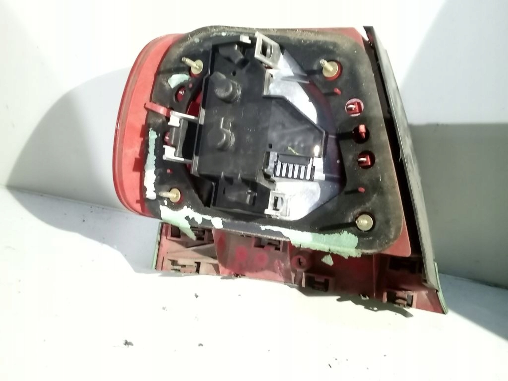 Audi A4 B5 lift sedan light right rear part rear