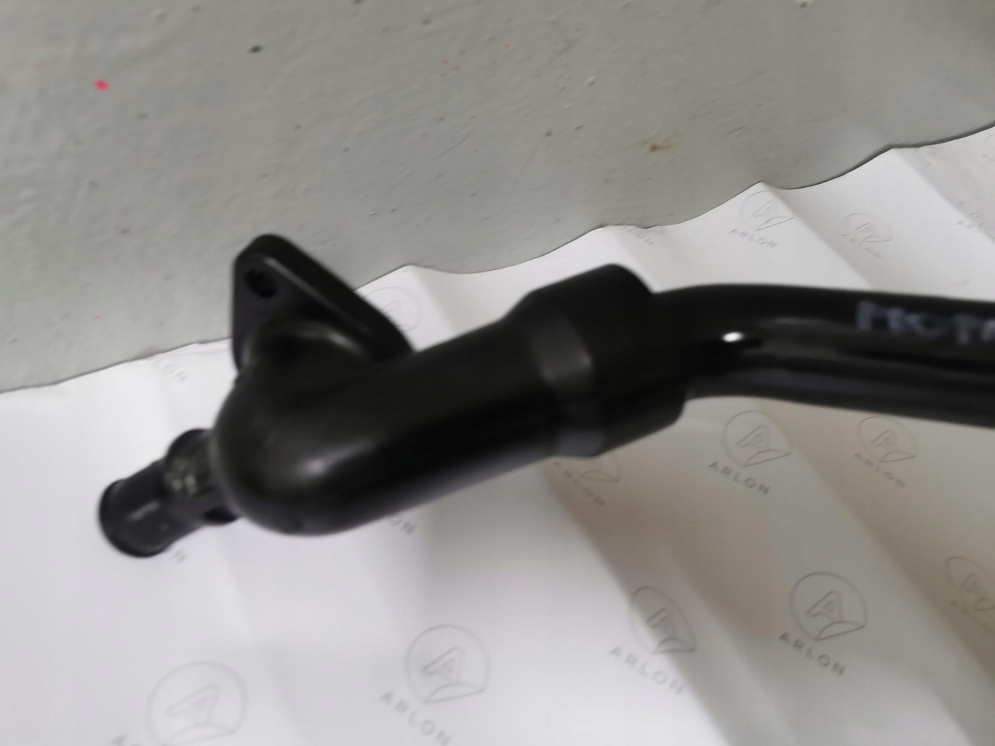 csomag TERMOSTATU FORD MONDEO MK4 9682141580