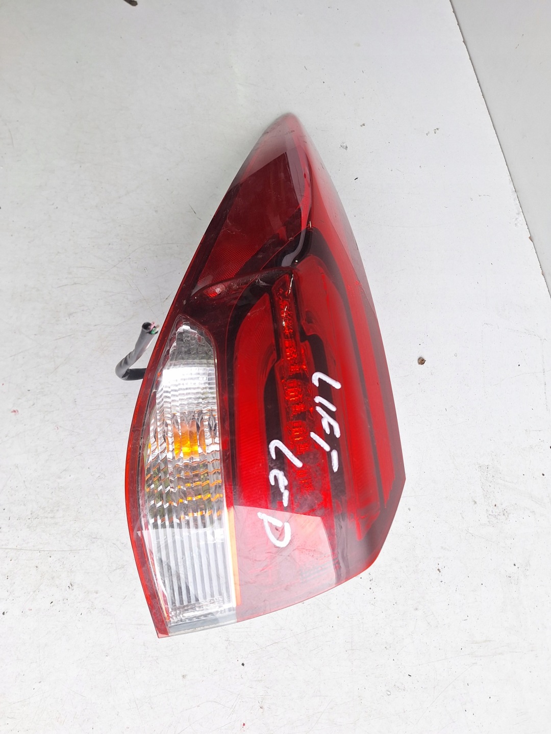 HYUNDAI I40 LIFT 15-> light left rear part LED KOMBI