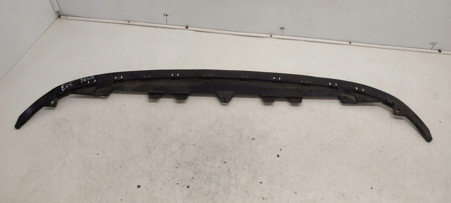 spoiler accessories of a bumper front front VW EOS 2,0 TDI