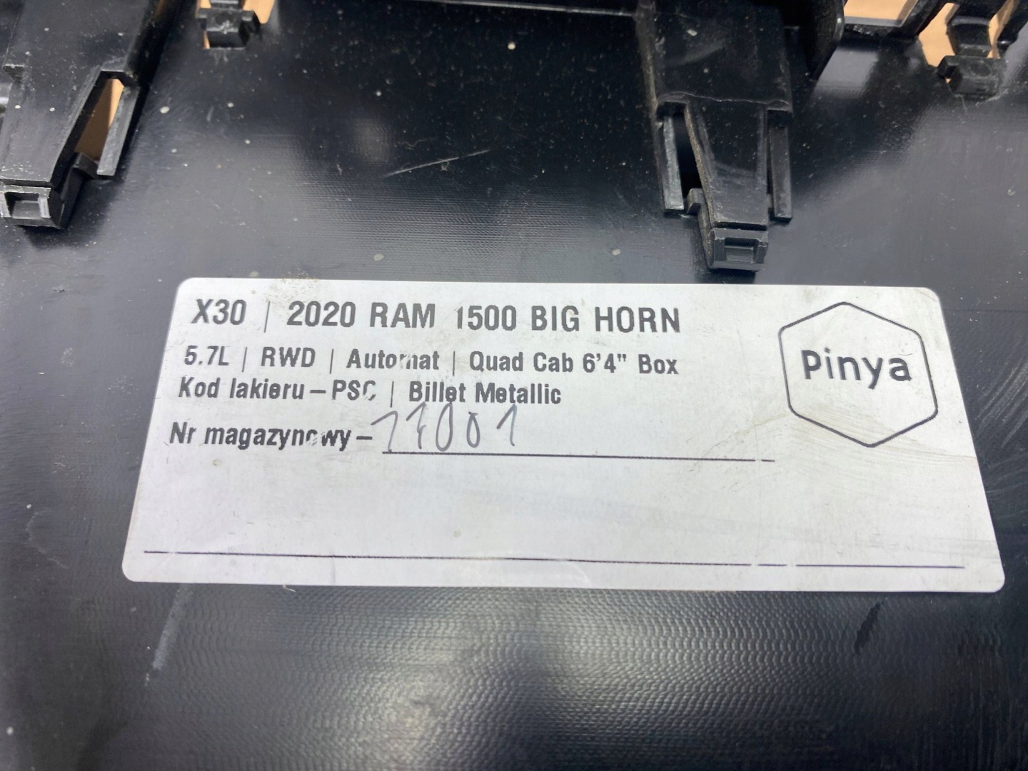 pretinac suvozača suvozača armature Dodge Ram 1500 2019+