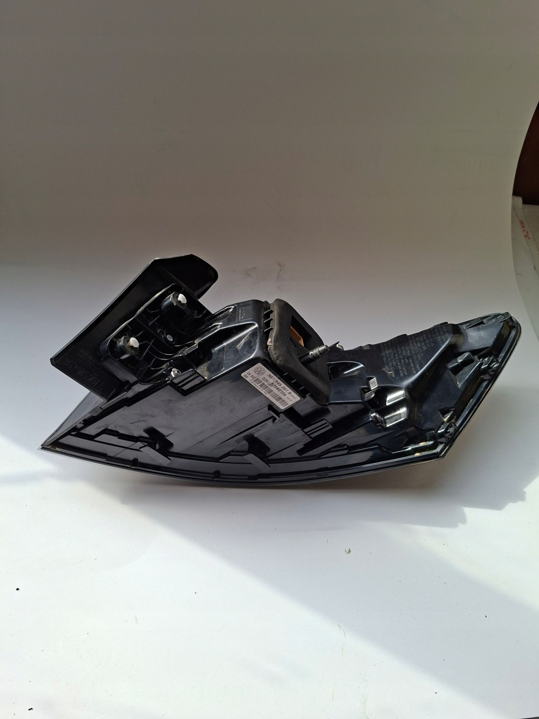 light rear part left VW ARTEON LED 82080106