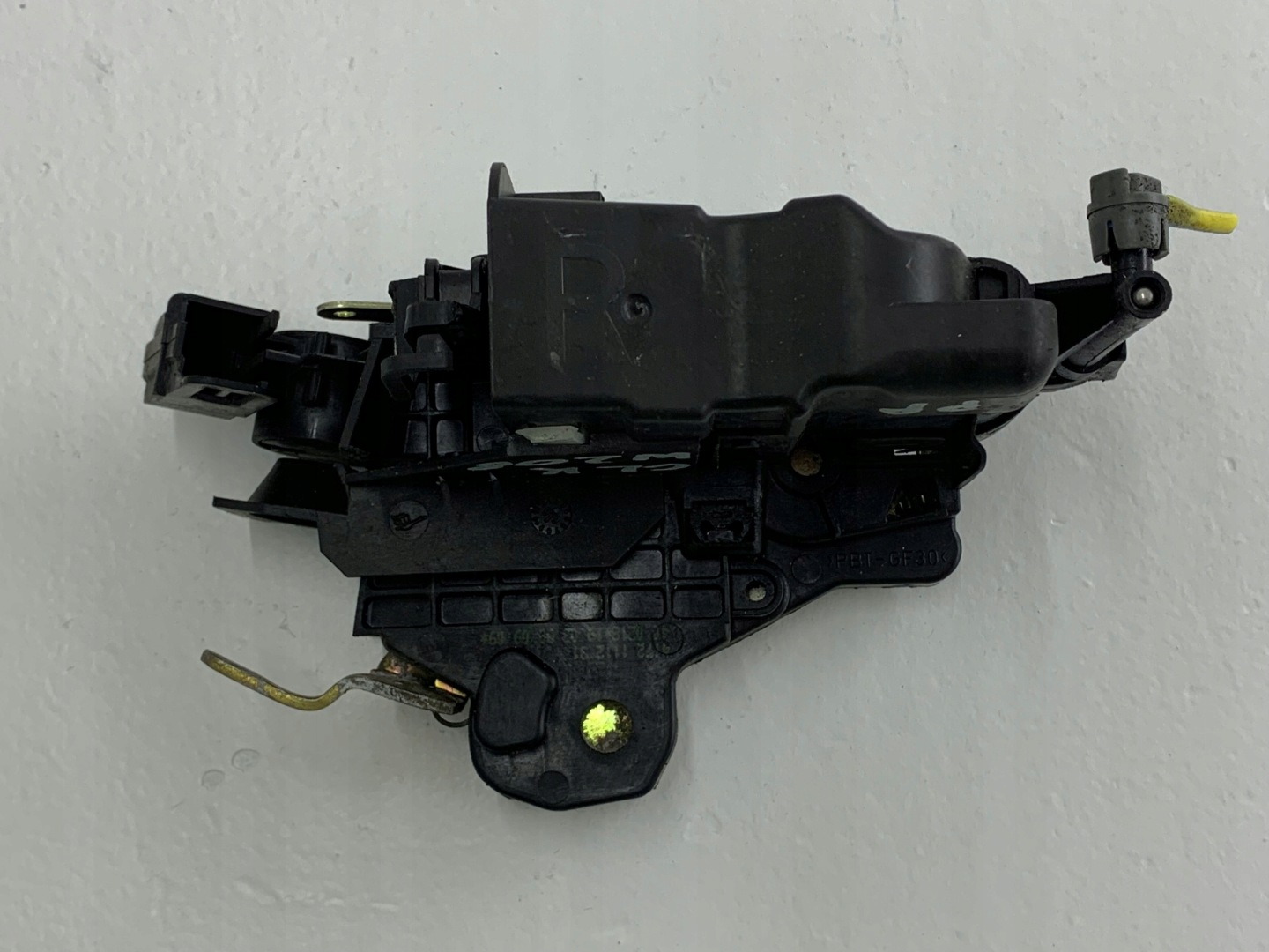 MERCEDES CLK W208 lock door right front 2087200435