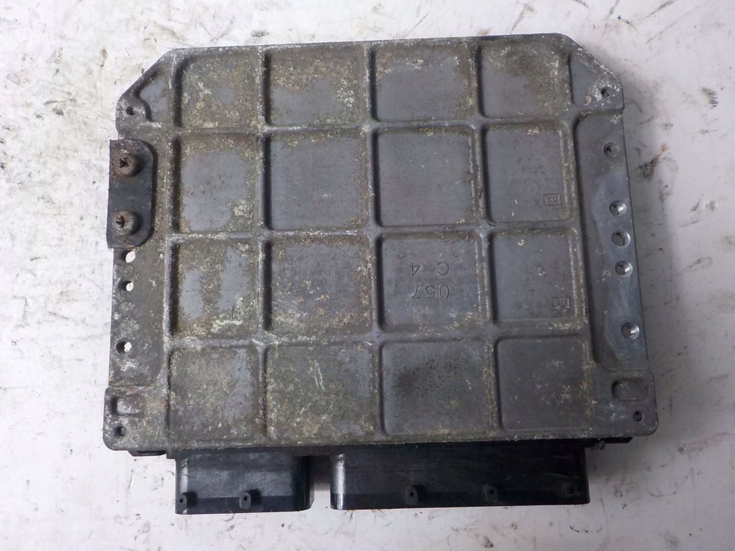 LEXUS IS II computer control unit 89661-53702 175800-4730