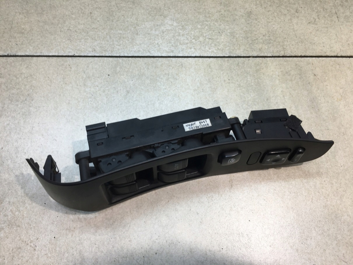 PANEL okna levý předek SUBARU LEGACY III