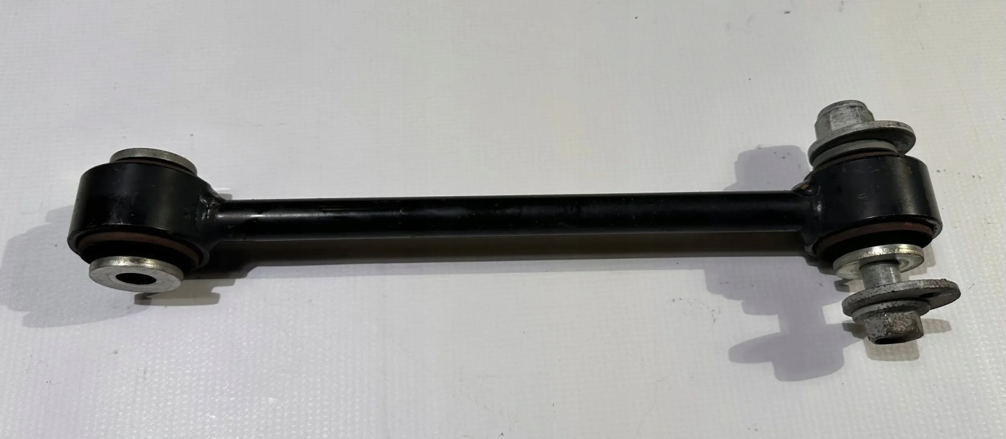 arm rear part rear left right Ford Expedtion 2018 - 2022