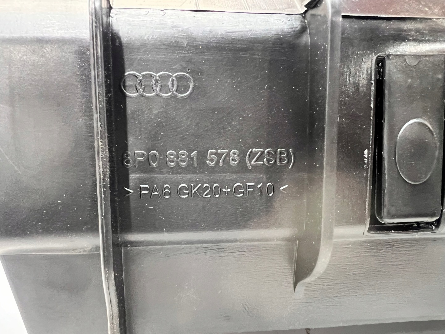 Handschuhfach SITZ rechts AUDI A3 8P LIFT 8P0881578