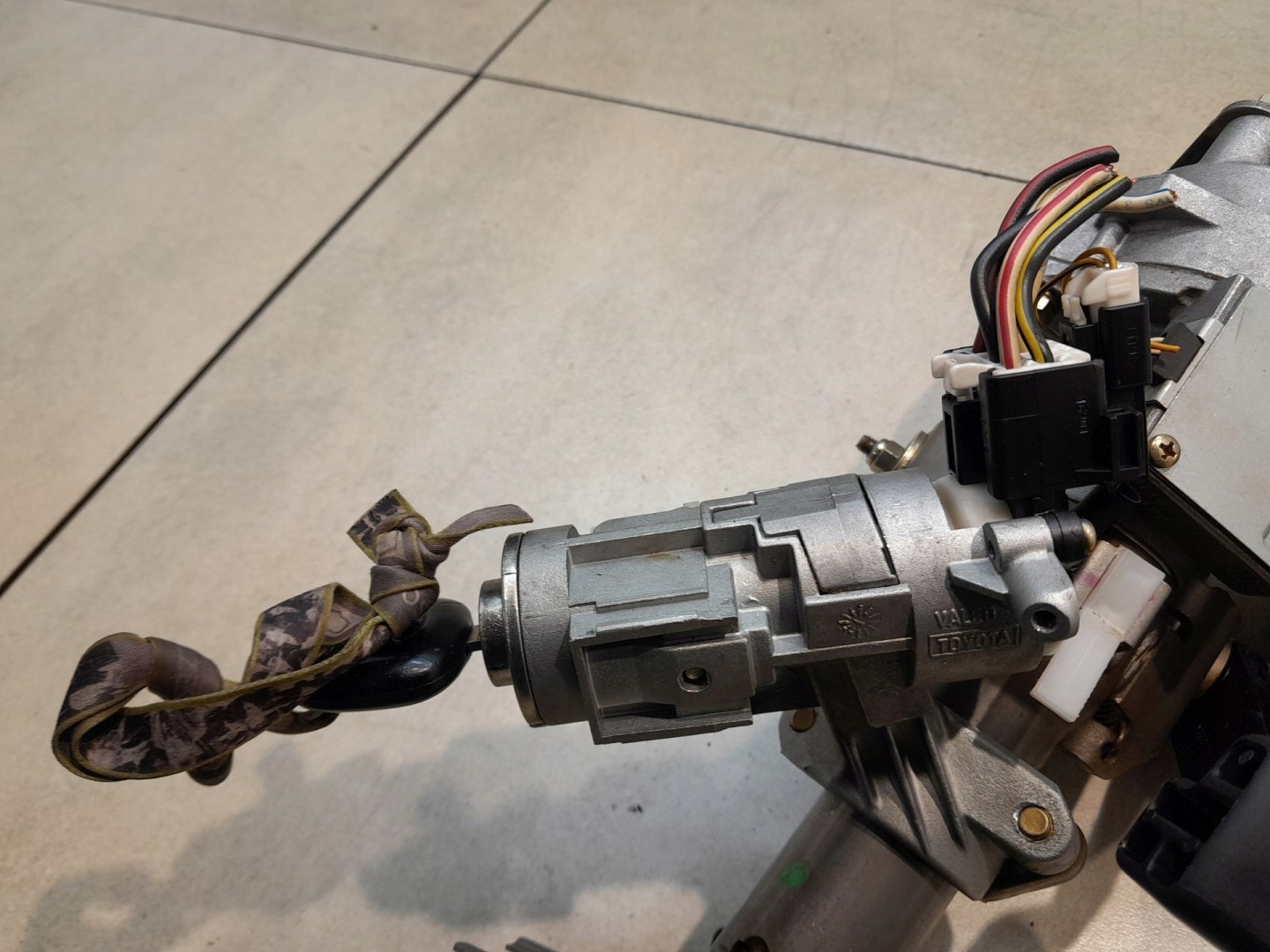 electrics control ignition YARIS and 6900000264