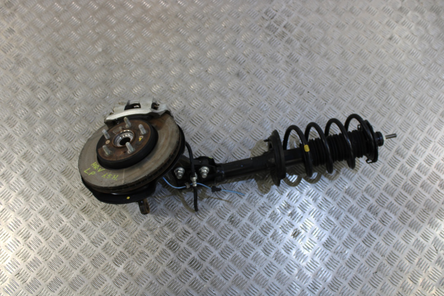 swing McPherson shock absorber right front HONDA HRV H-RV III 3 2021