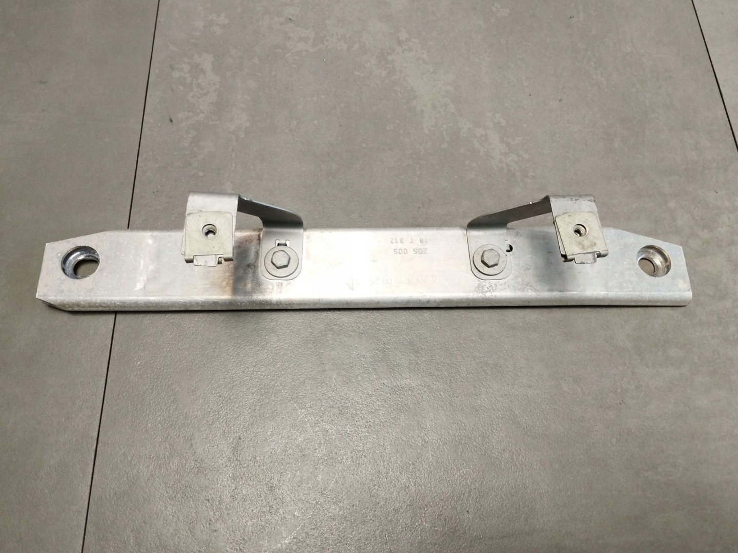 Mercedes-Benz E W213 Poignée Console A2056190025