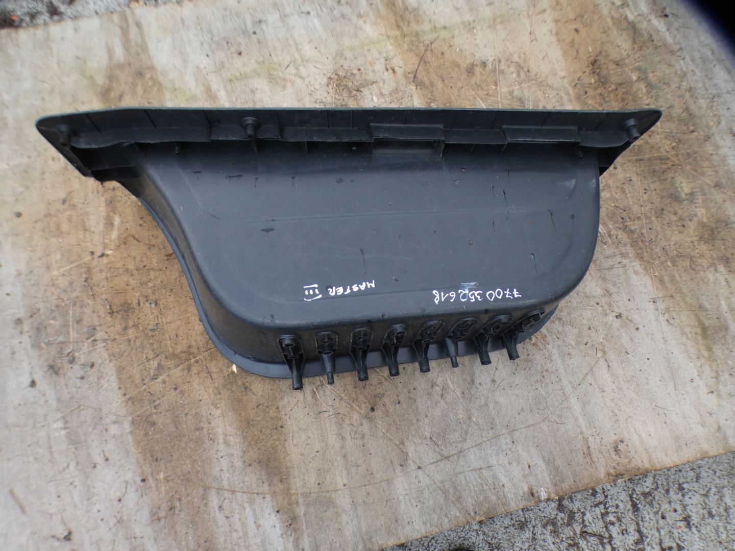 Renault Master III 2020 moulding threshold front