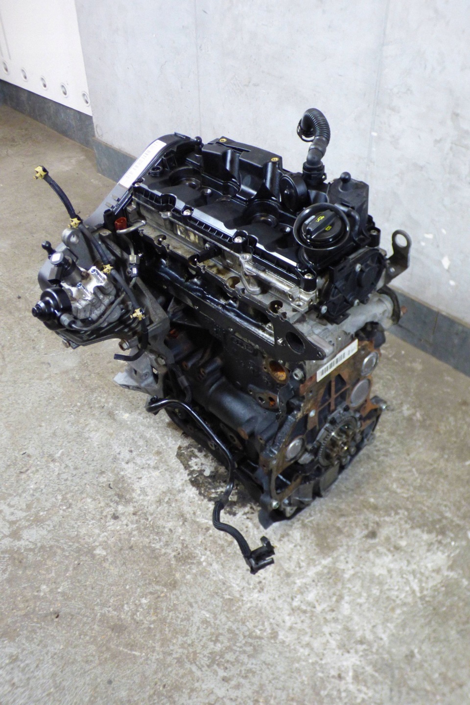 engine DFH st.very good condition mileage 170 thousand.KM. Skoda Superb III 2.0 TDI