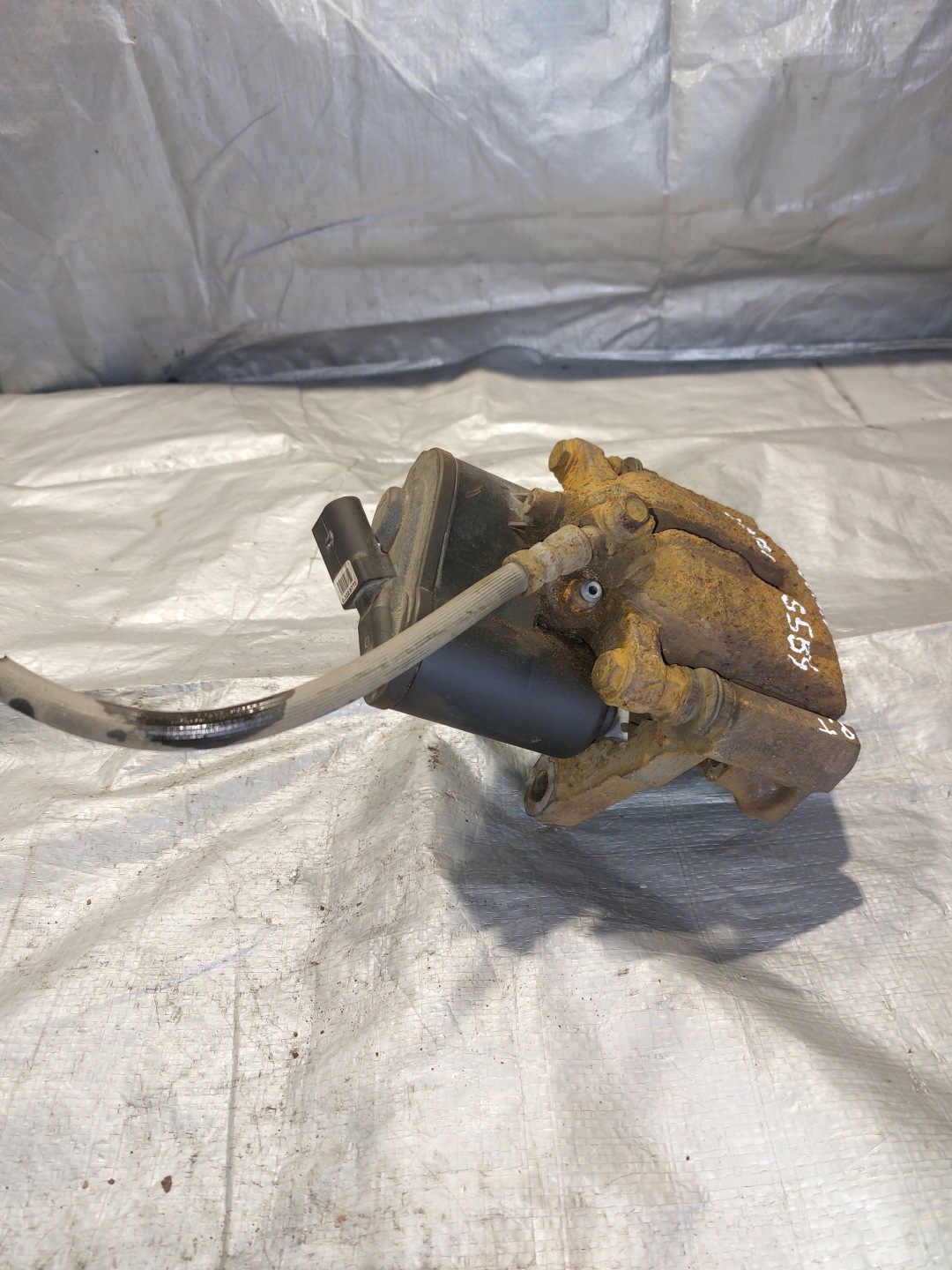 caliper brake right rear part VW TIGUAN and 1.4