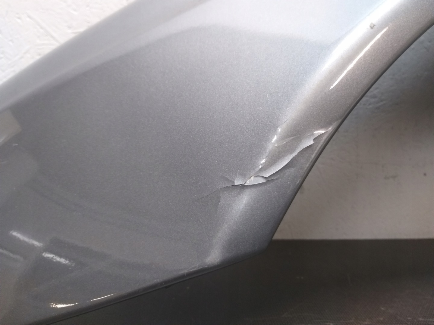 fender front left MERCEDES E class W211