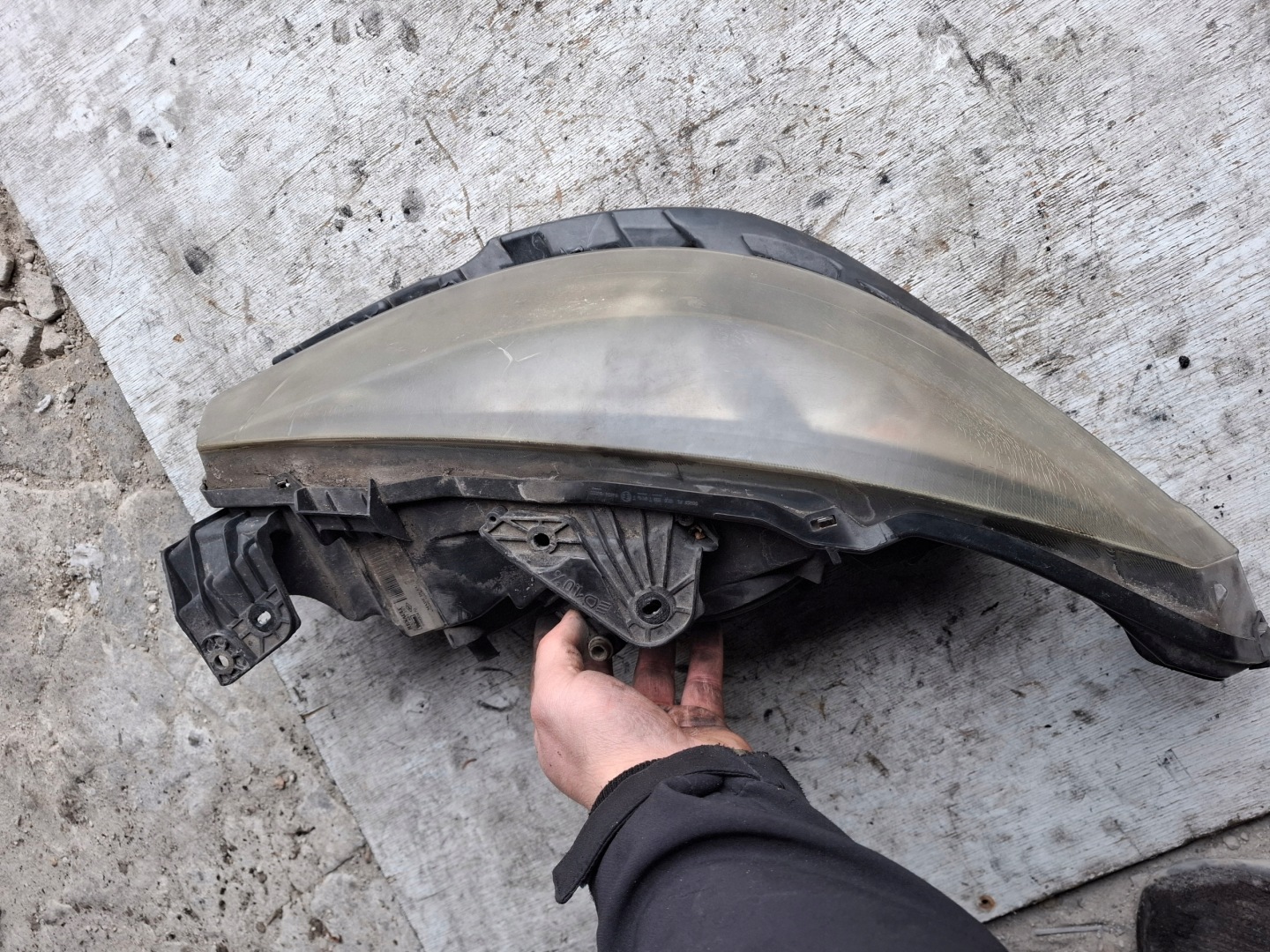 REFLEKTOR right light front EU 8200481197 RENAULT LAGUNA 2 II 04-07 R.