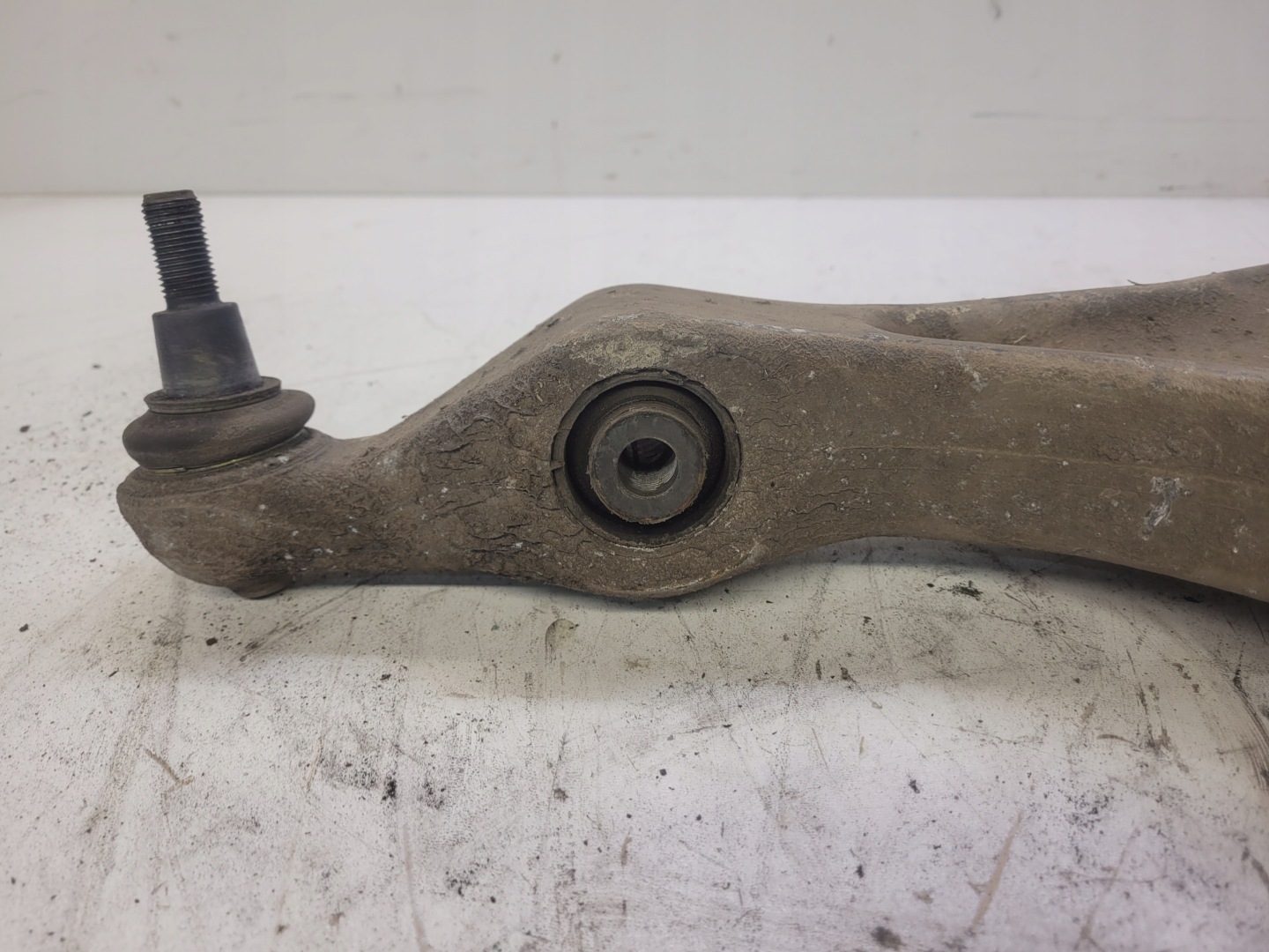 arm right front AUDI Q7 4L VW TOUAREG 7L0