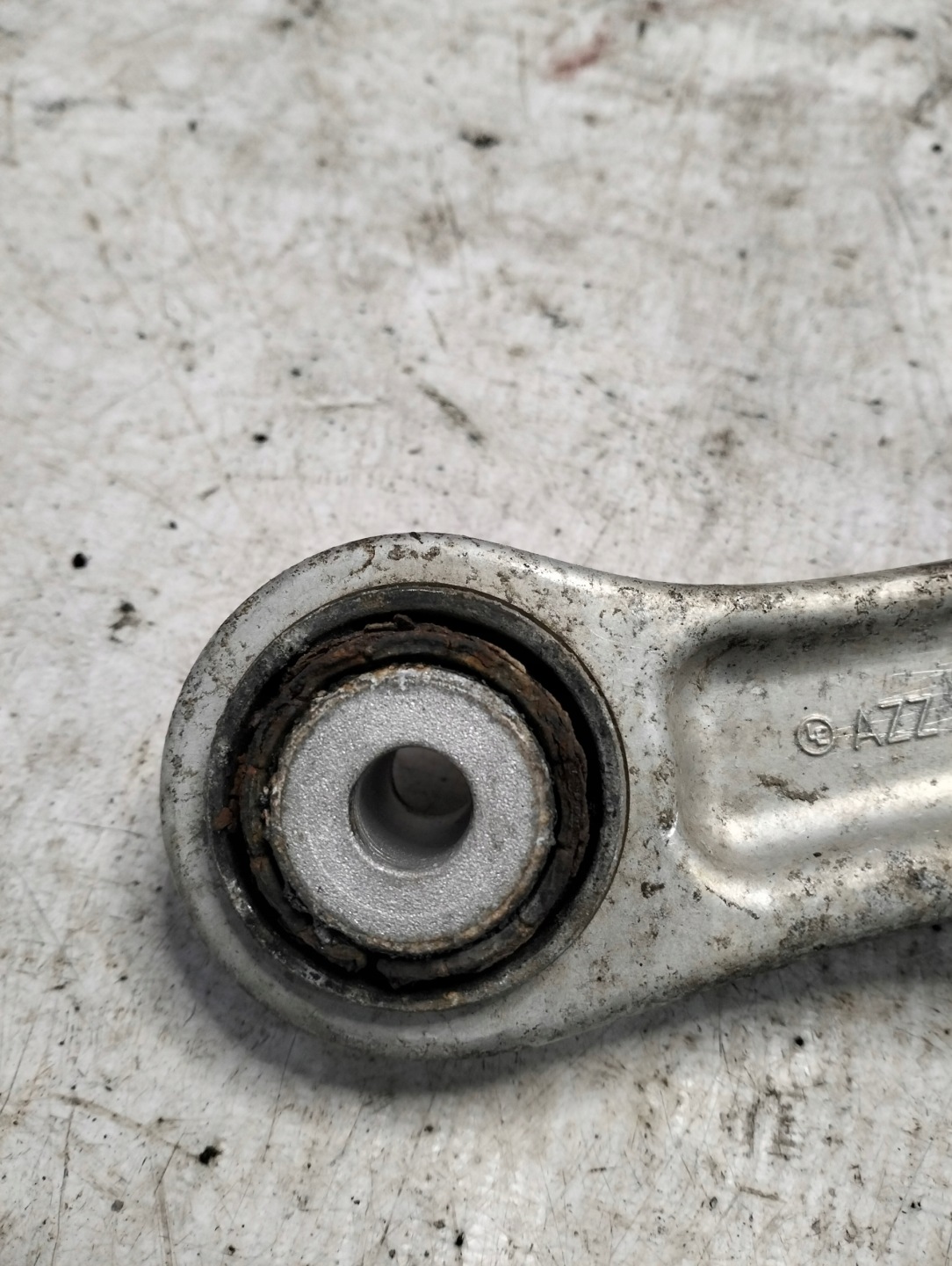 Querlenker links heck PORSCHE CAYENNE und 2005r 7L0505375A