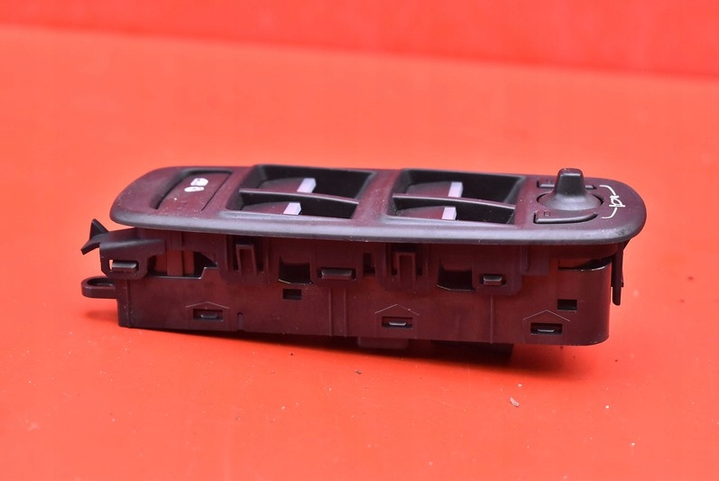 control panel of the window EU SPA028JT00F JAGUAR XE 14-20