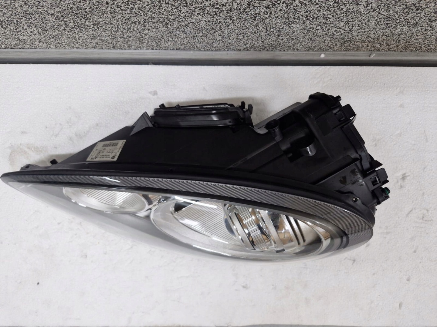 light left Porsche Panamera 970 Bi Xenon positioning