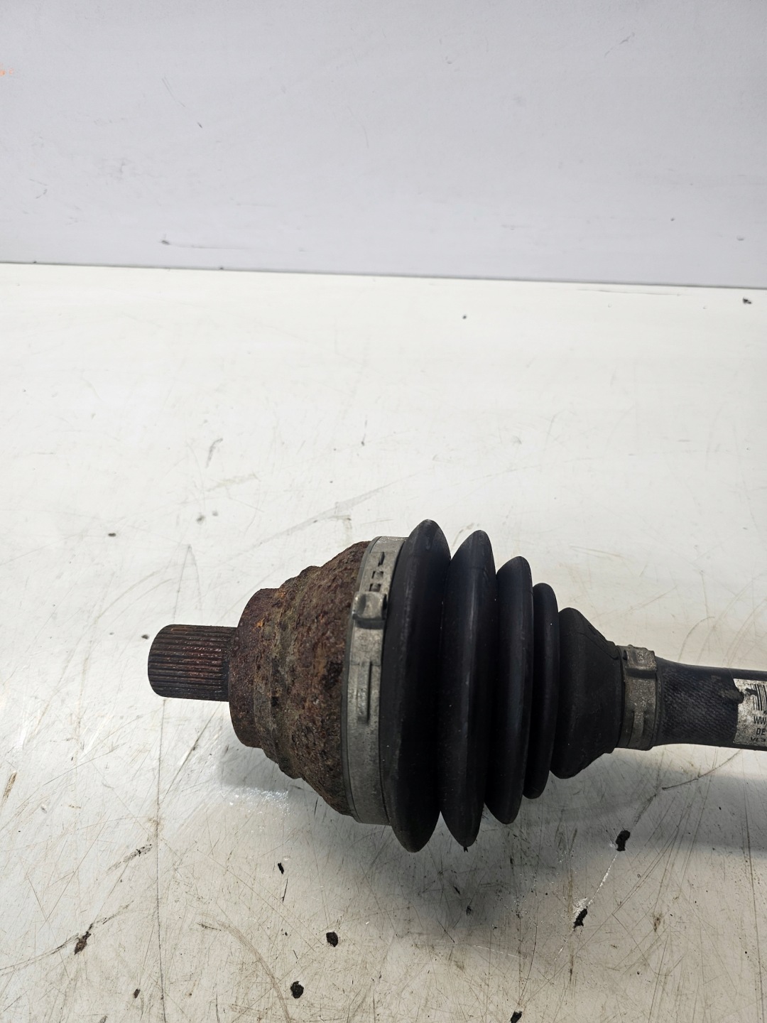 semi-axis left front left front AUDI A3 8P SEAT SKODA 2K0407271E