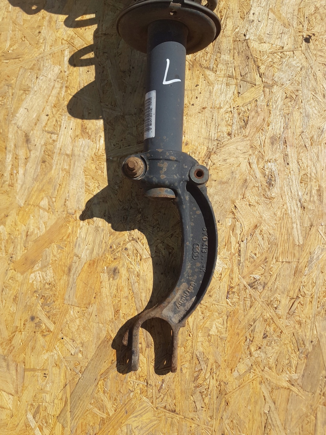 shock absorber left front AUDI A4 B8 A5 8K0413031AG