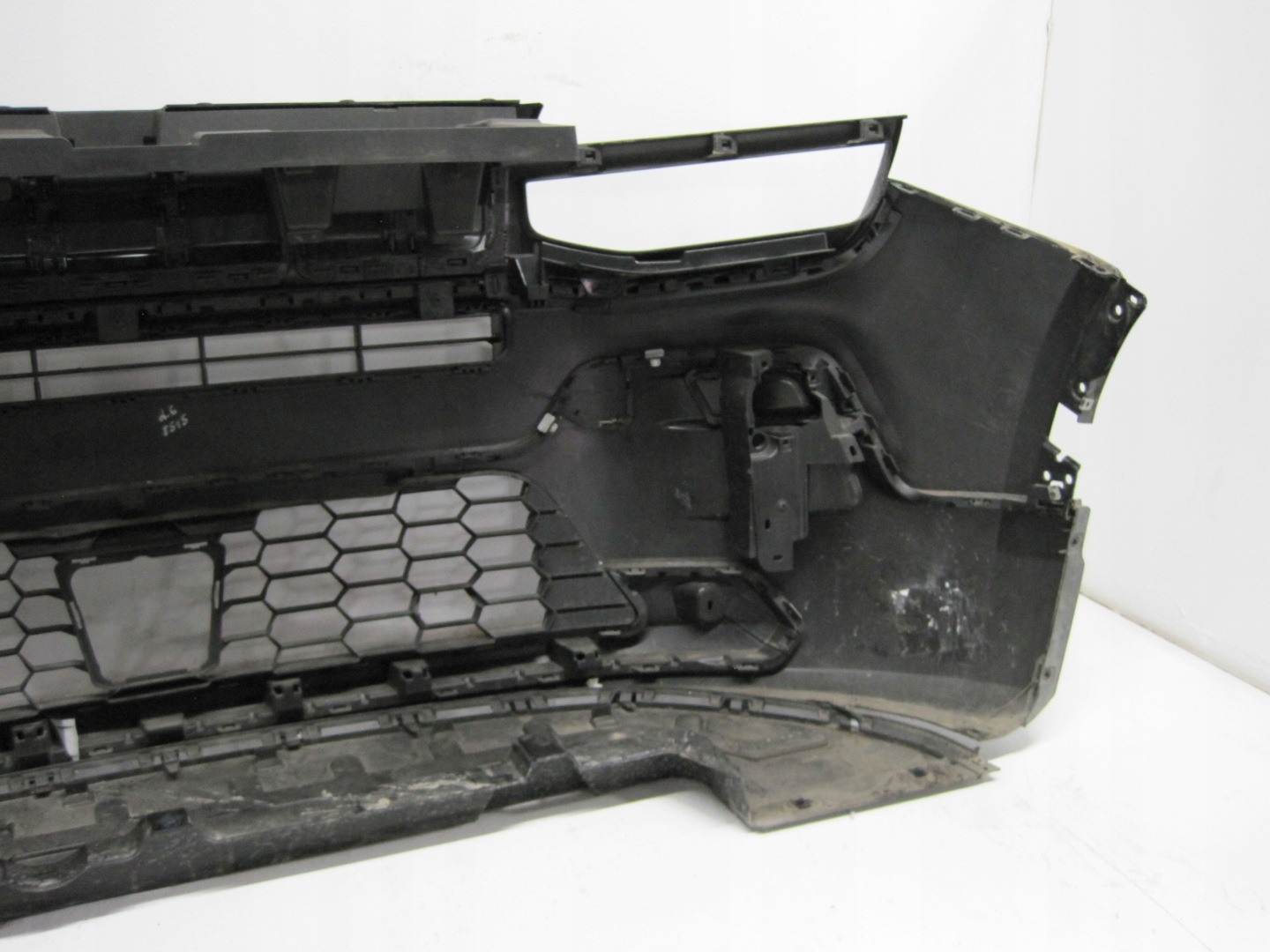 front bumper JEEP AVENGER 23R front