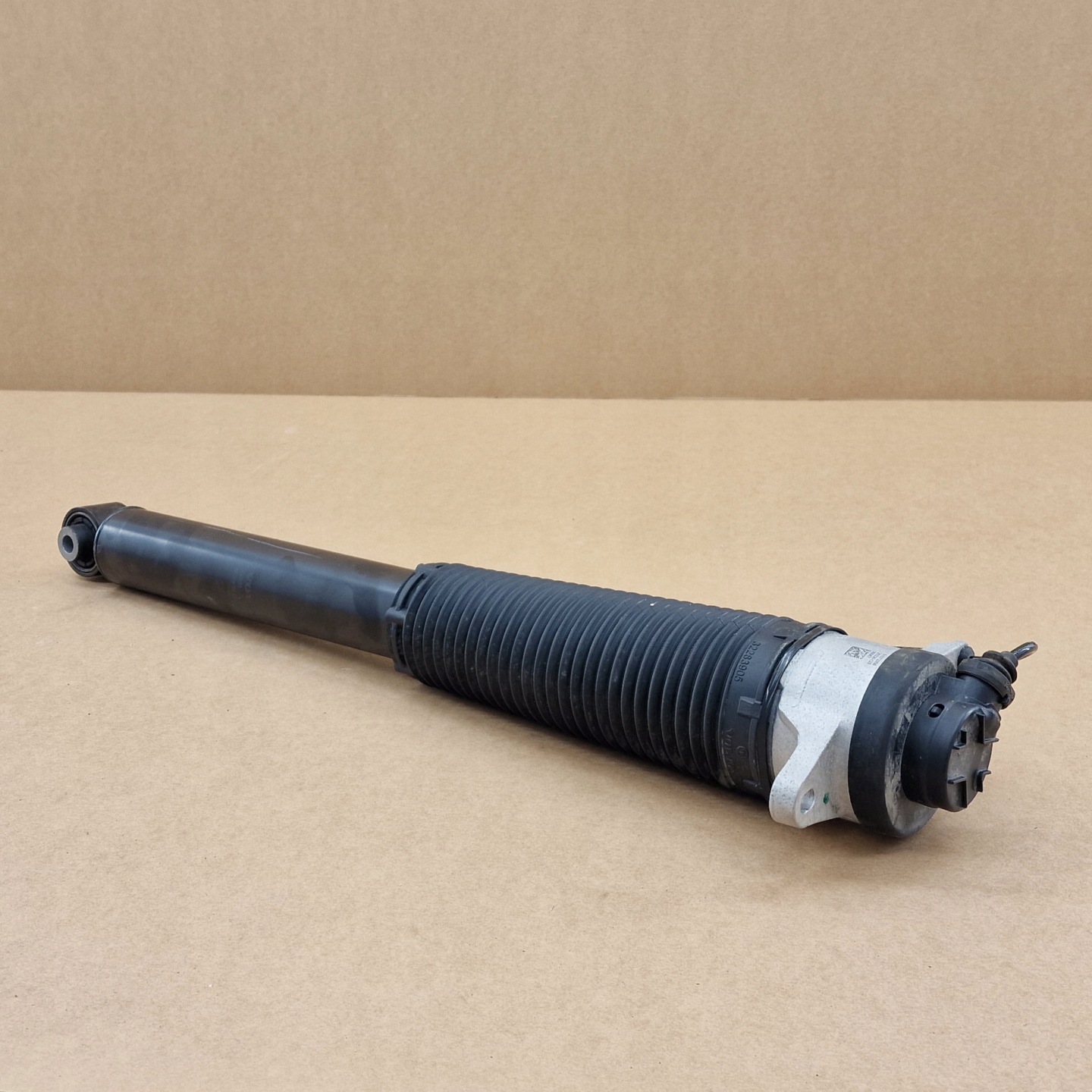 right shock absorber rear part VOLVO EX90 ES90 POLESTAR 3