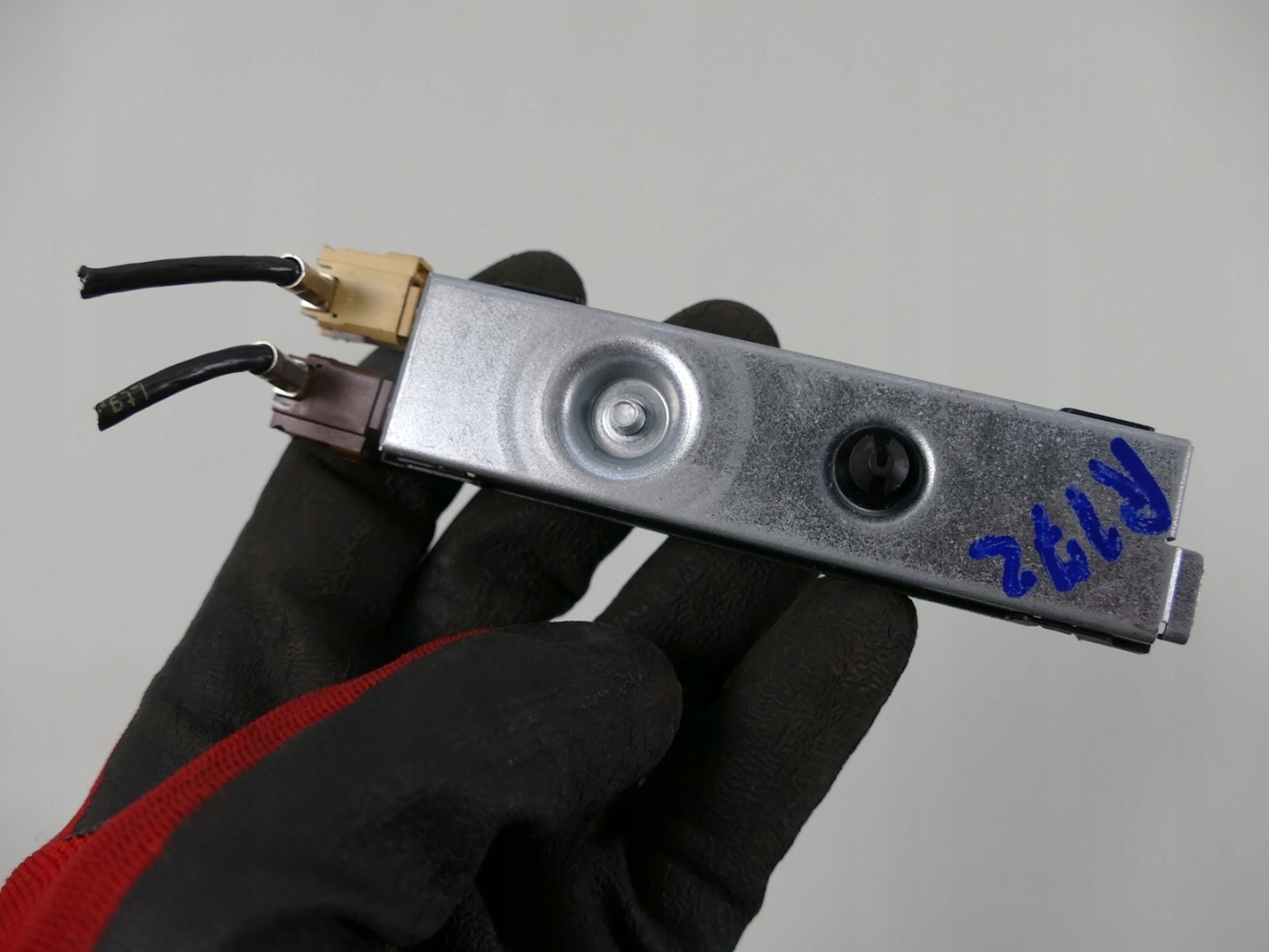 MERCEDES R172 SLK W172 antenna amplifier