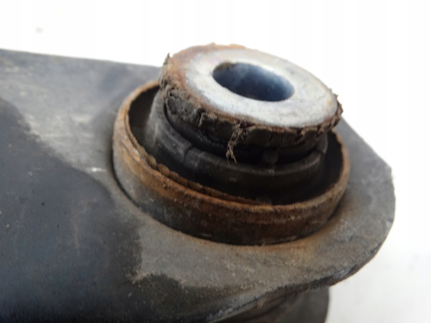 Querlenker unterer rechts heck BMW 1 F20 2.0D 2013R. 3332-6792541