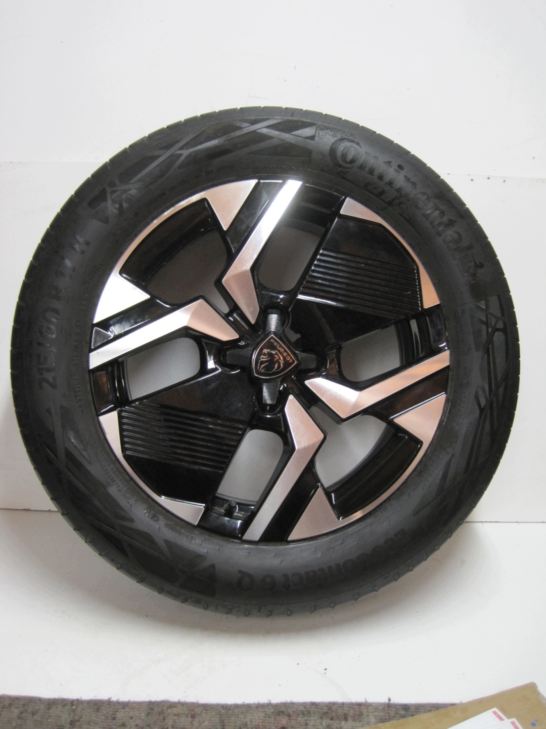 wheels discs tyres PEUGEOT 2008 II R17 5MM