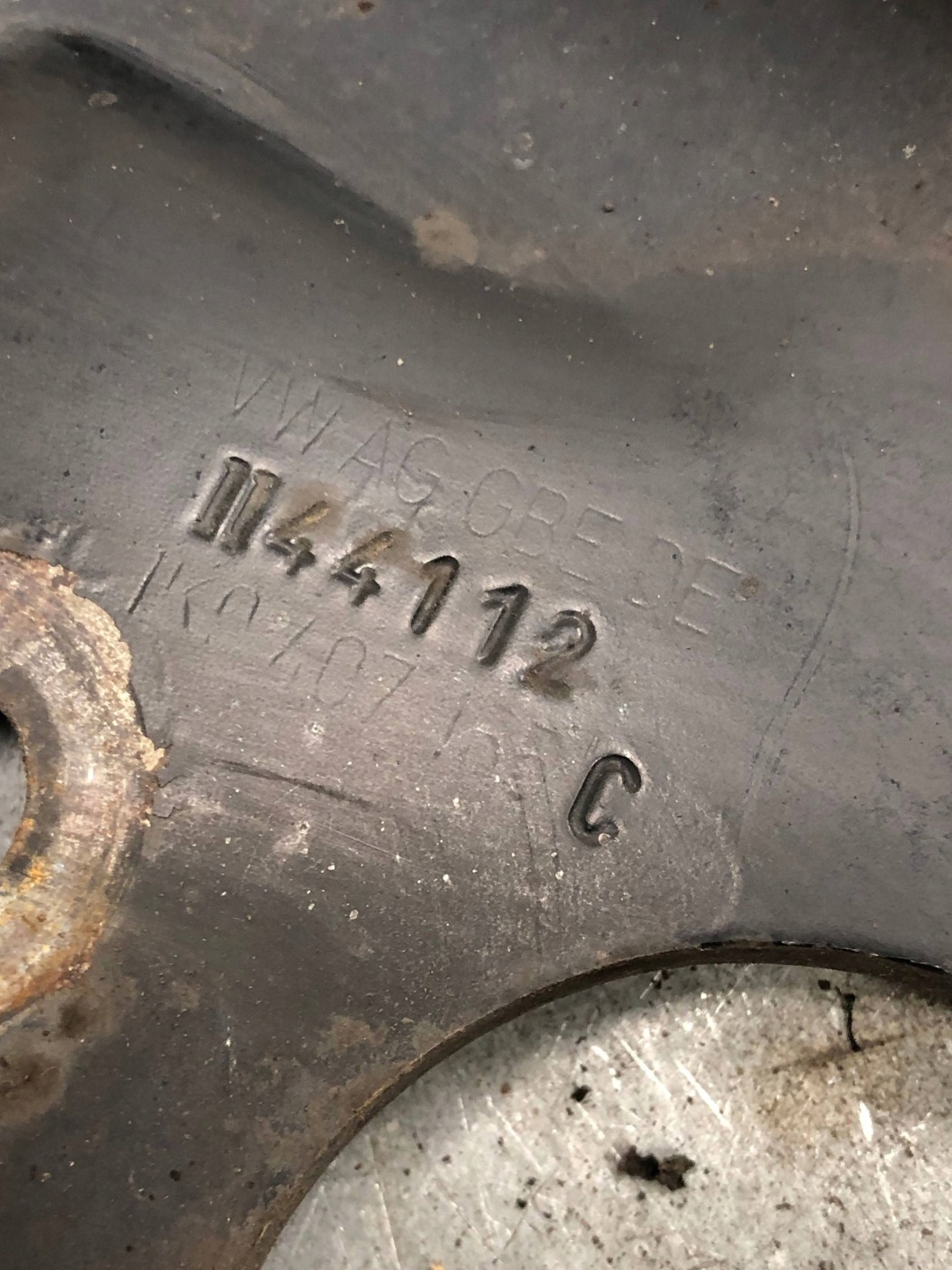 arm left front VW AUDI 1K0407165C