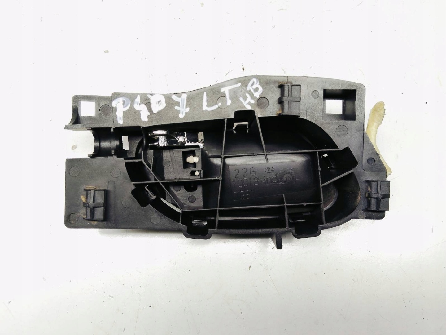 handle inner left rear part Peugeot 407 1.8 16V 96526178VD