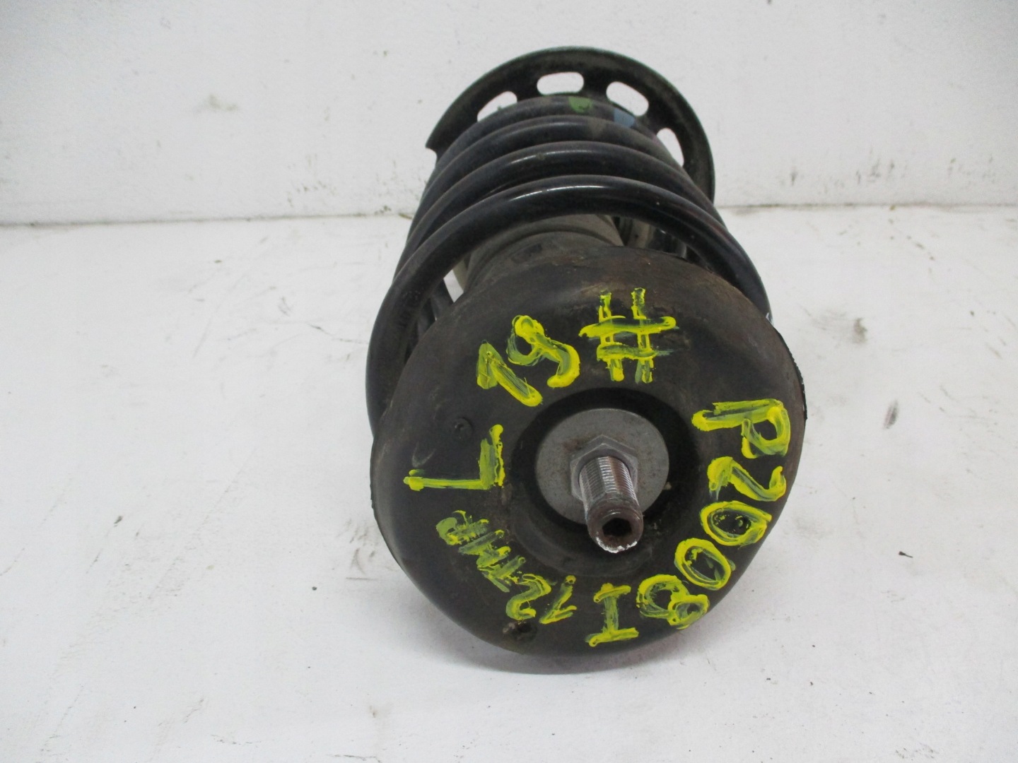 shock absorber shock absorbers AMOR PEUGEOT 2008 and 1,2THP 19r front