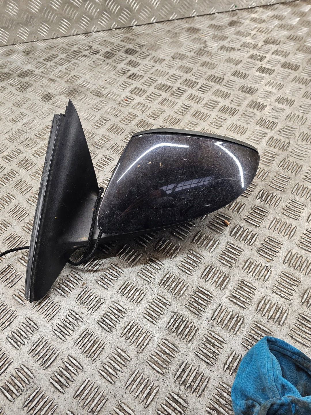 SKODA OCTAVCIA 3 III - mirror left 5E0857933